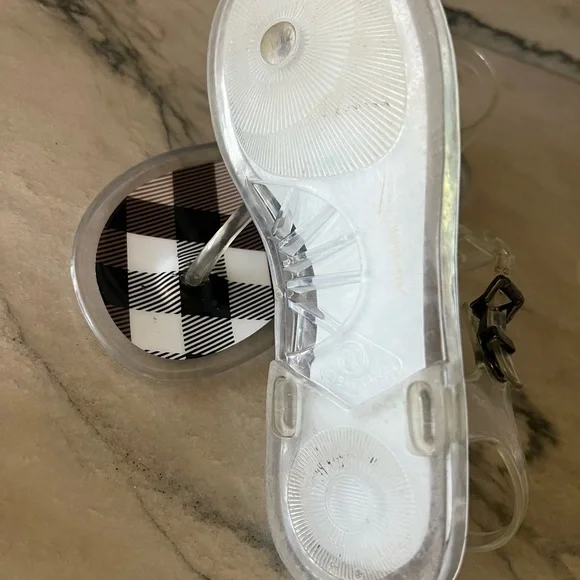 Burberry Jelly Thong Sandals - Picture 6 of 7